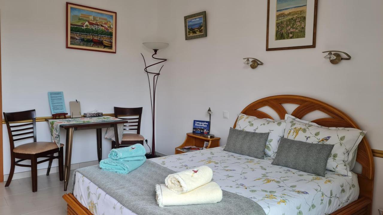 Chambres D'Hotes B&B La Bergeronnette Avec Piscine Couverte Chauffee Bizanet Экстерьер фото